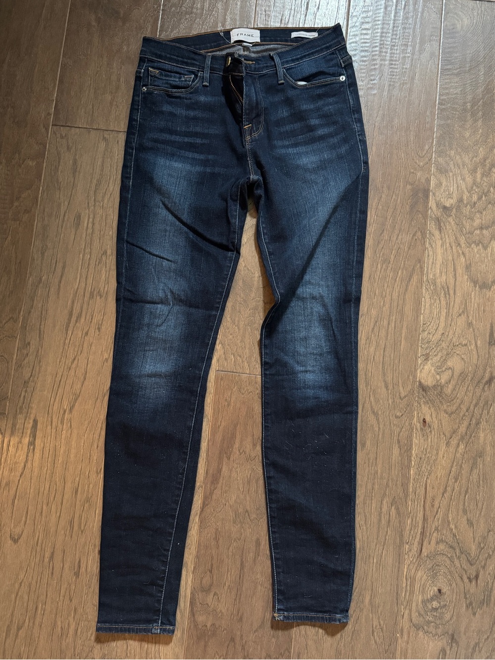 FRAME Le Skinny de Jeanne size 26